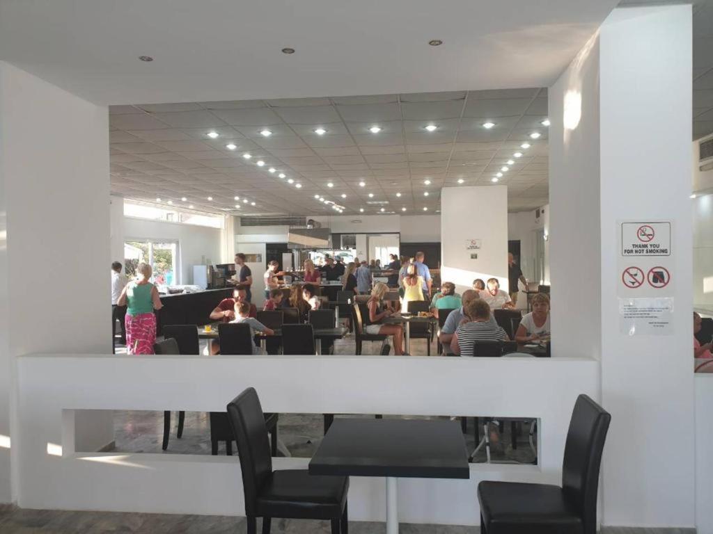 Porto Plazza Hotel Херсонісос Екстер'єр фото